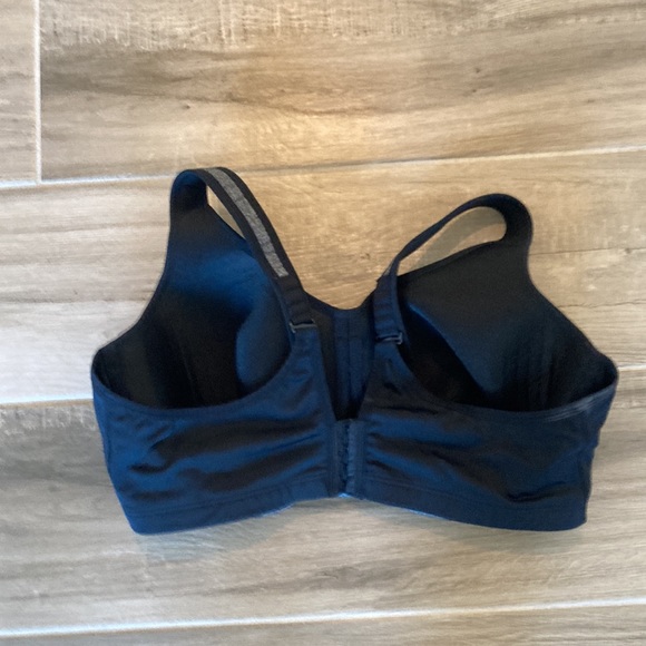 Lane Bryant Intimates & Sleepwear Lane Bryant Cacique Sport 44dd